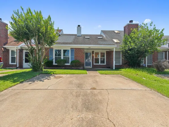 529 Brisa Dr, Chesapeake, VA 23322