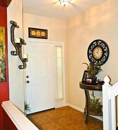 Foyer/Entrance