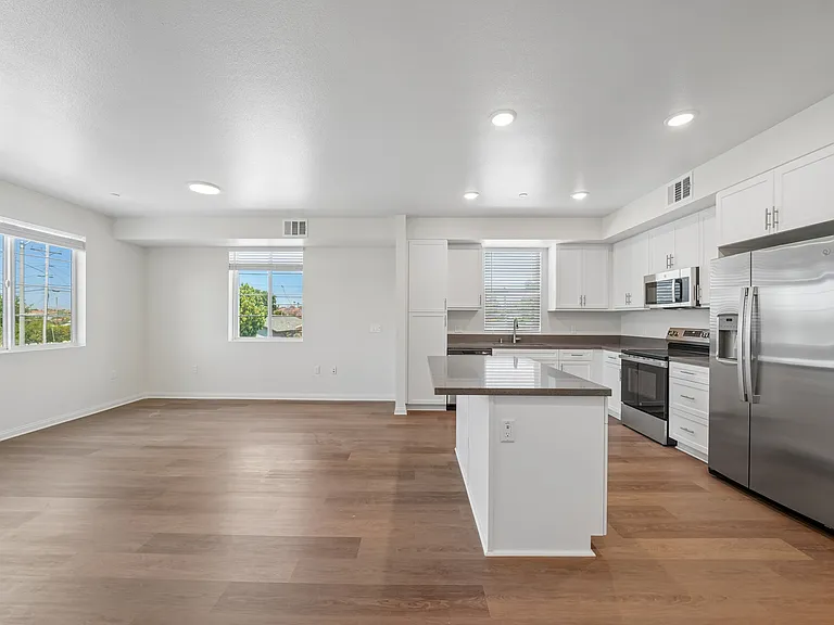 Gallery Park Apartments — Photo 88