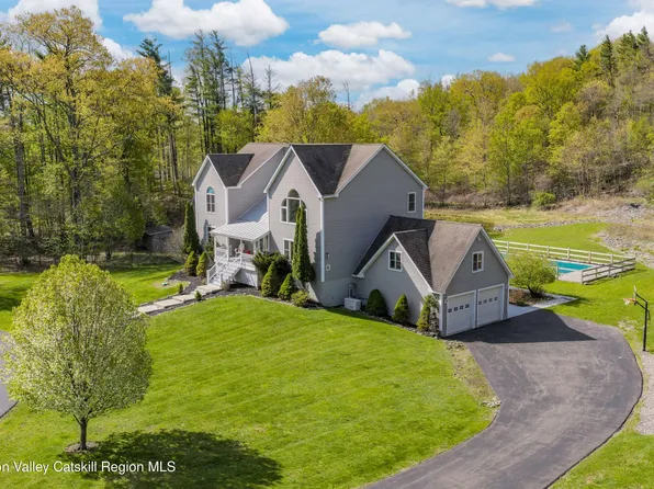 59 Cole Bank Road, Saugerties, NY 12477