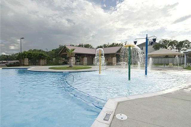 Summerlyn Neighborhood Amenities