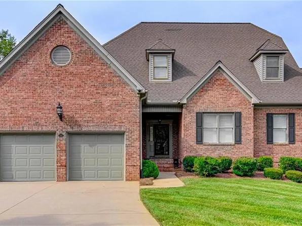 3000 Sunningdale Ct, Elon, NC 27244