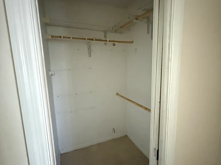 6240 SW 22nd Ct — Photo 18