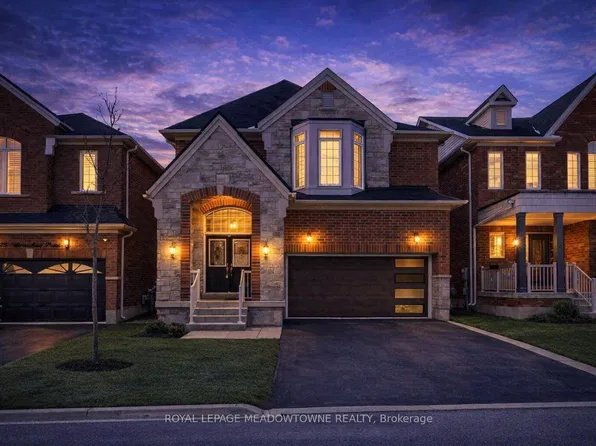 471 Ollerenshaw Point, Milton, ON L9T 8P7