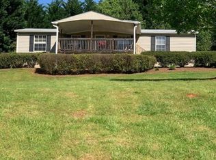 79 Colonel Stringer Rd, Murrayville, GA 30564