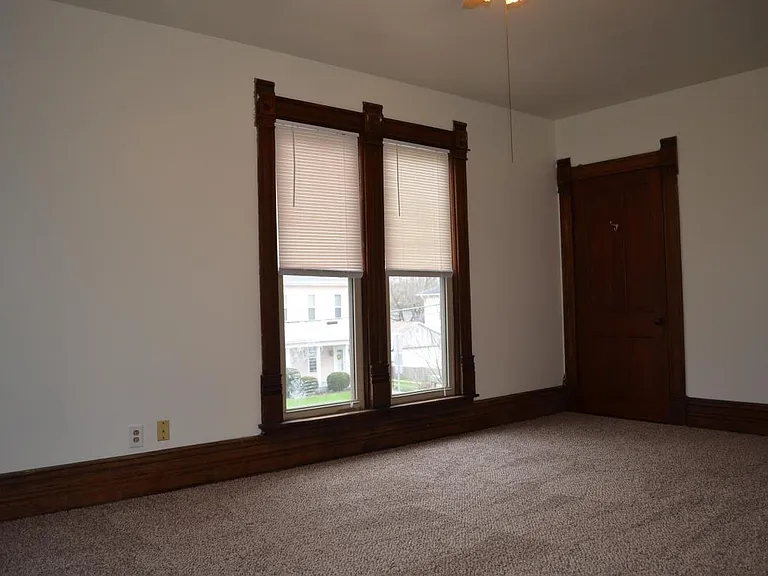 5371 State St — Photo 5