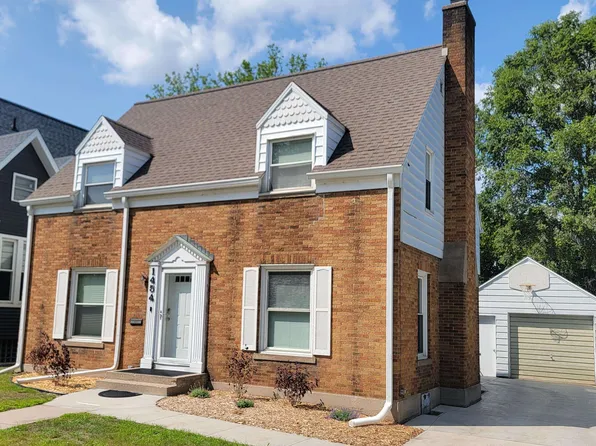 1454 Newberry Ave, Marinette, WI 54143