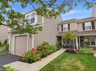253 Sequoia Dr, Newtown, PA 18940