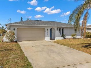 1015 SE 25th Ln, Cape Coral, FL 33904