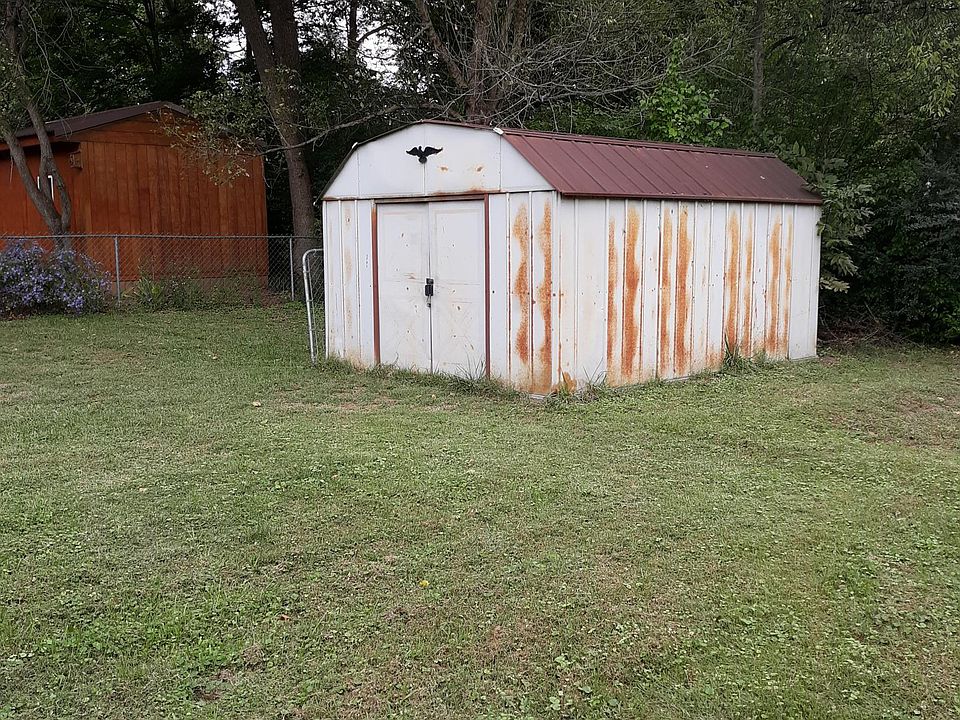 1st image of 1402 Vine St #House