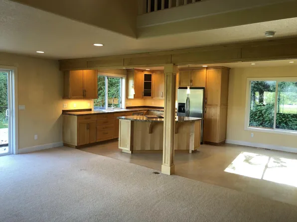 34318 NE 23rd Ave, La Center, WA 98629