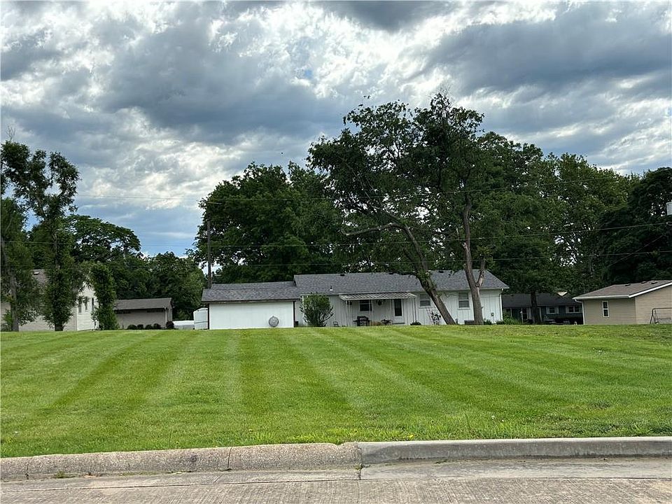 1st image of 1719 Westbury Ln