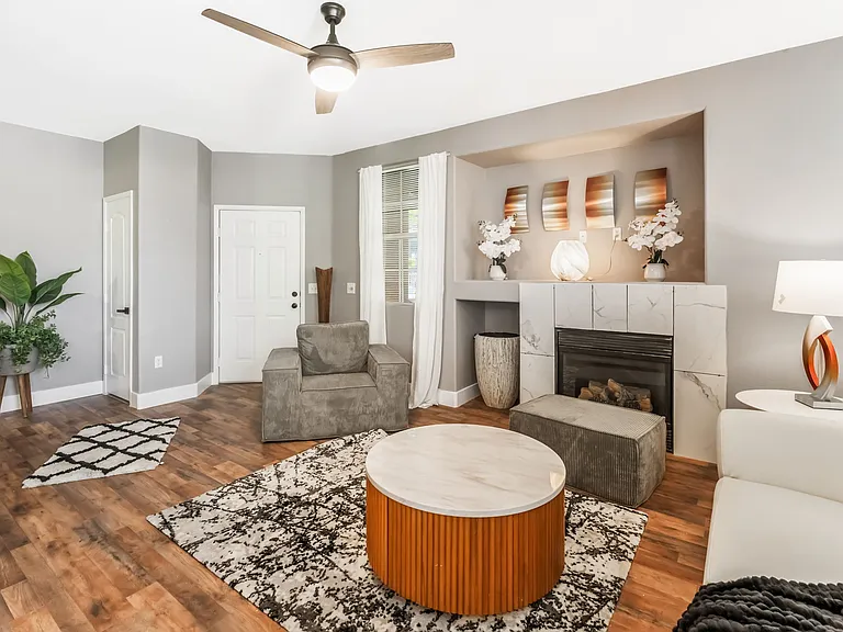 9901 Trailwood Dr #1120 — Photo 8