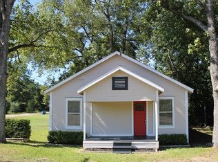 515 Rusk Ave, Wells, TX 75976