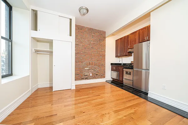 Rented by Living New York | media 6