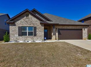 2520 W Winfield Cir SW, Huntsville, AL 35803