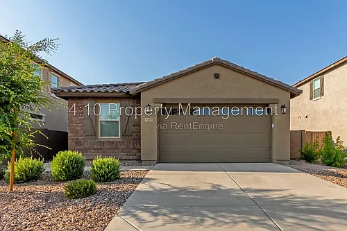 2222 E Palmdale Ln Photo 1