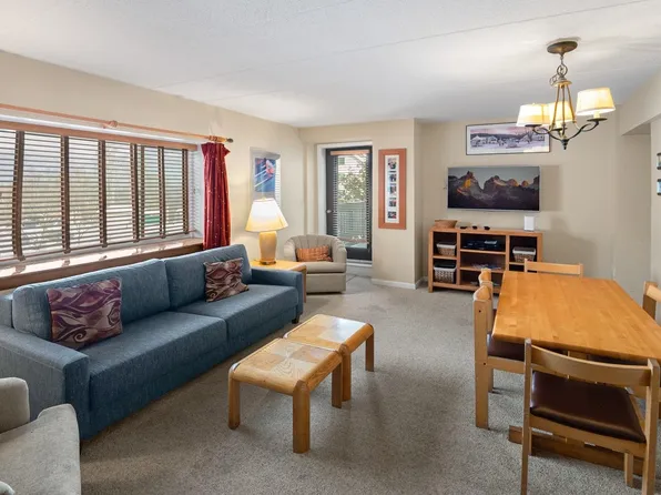 135 East Mountain Road #1C1, Killington, VT 05751
