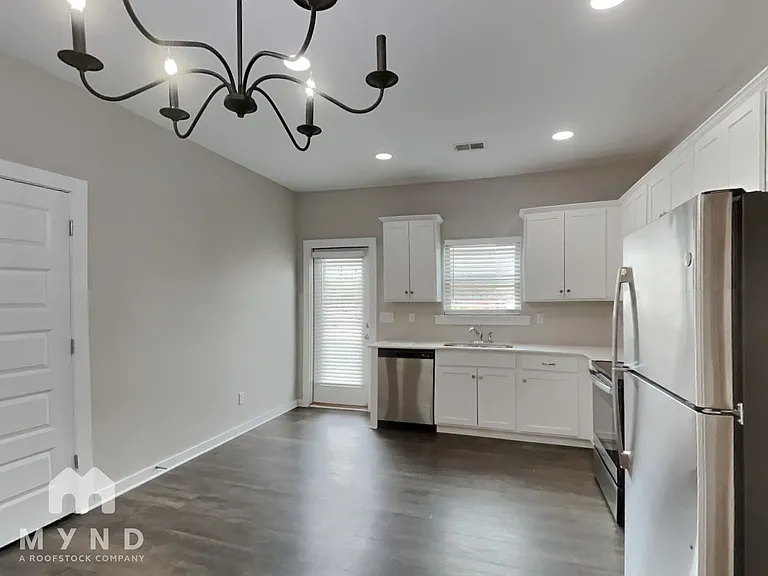 15674 Capstone Blvd — Photo 4