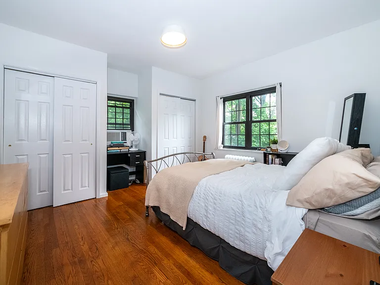 1456 Boston Post Rd — Photo 4