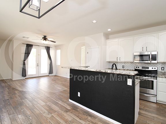 2nd image of 3641 E Moreno St