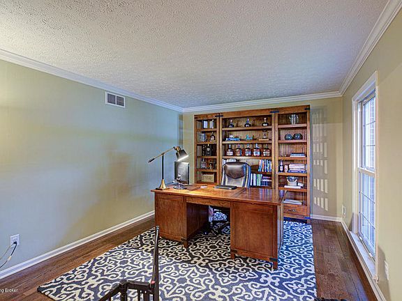 4th image of 503 Penny Cir