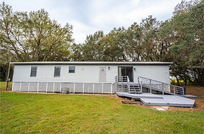 1st image of 9035 Hickory Walk