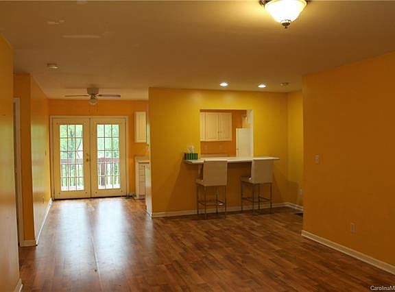 2nd image of 358 Stepp Ave