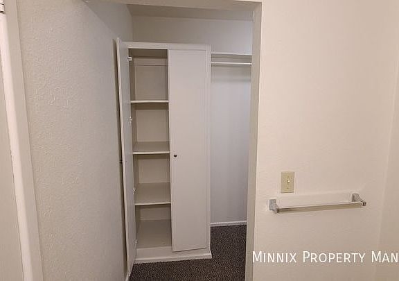 5th image of 711 S Austin Ave #205
