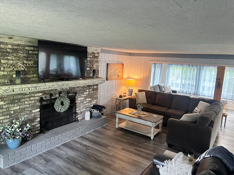 130 Turtle Point Ln — Photo 23