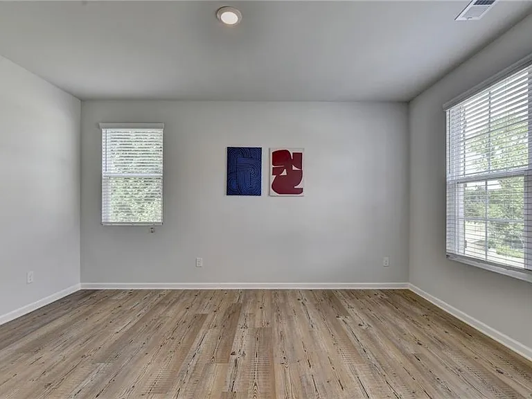 3828 Amicus Dr — Photo 3