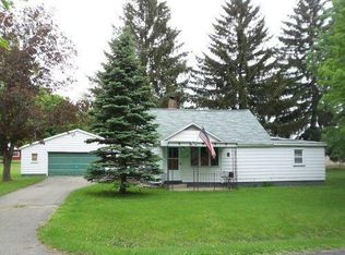 119 Saint Marys St, Corunna, MI 48817