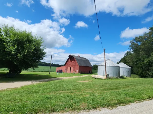 229 Trestle Rd, Veedersburg, IN 47987