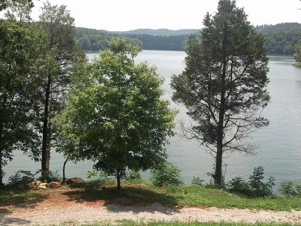 2nd image of Lake Hollow Rd