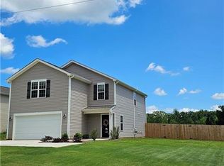 1026 Baileys Chapel Rd, Advance, NC 27006