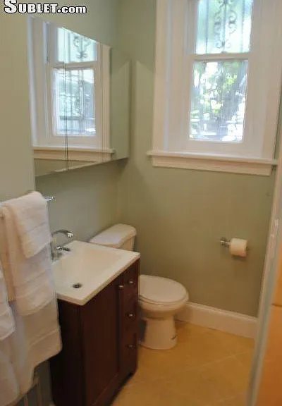 1906 R St NW #5 — Photo 8