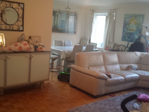 3rd image of 100 W 89th St #Penthouse 4