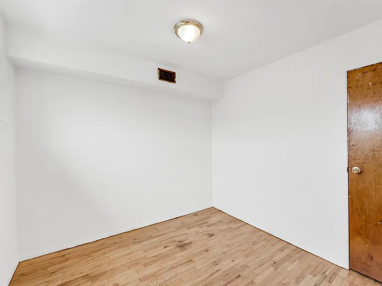 30 Skyline Dr #3 — Photo 16