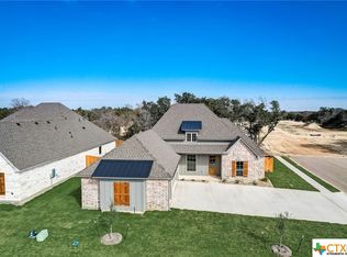 1224 Logan Blvd, Salado, TX 76571