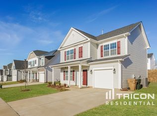117 W Falcon St, Clayton, NC 27520