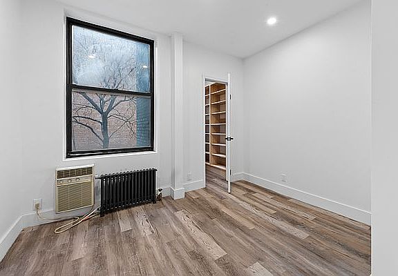 3rd image of 1571 3rd Ave #201