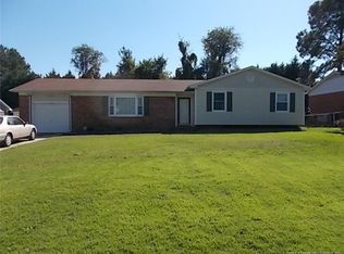 5222 Foxfire Rd, Fayetteville, NC 28303