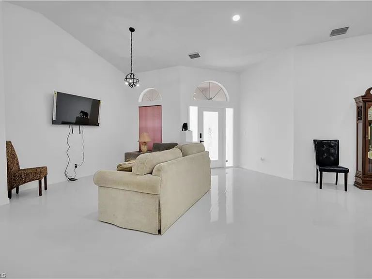 17920 Antherium Ln — Photo 24