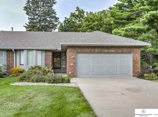 11705 Cryer Ave, Omaha, NE 68144