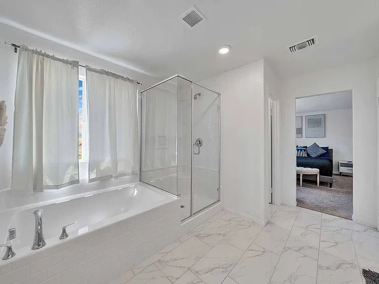 19907 Sunkissed Ridge Dr — Photo 25
