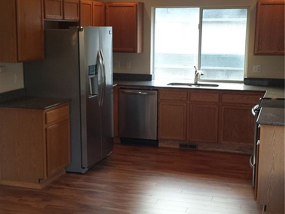 5th image of 15308 39th Ave E