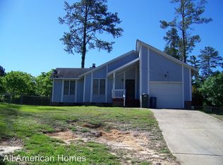 5601 Woodlake Ct, Fayetteville, NC 28311