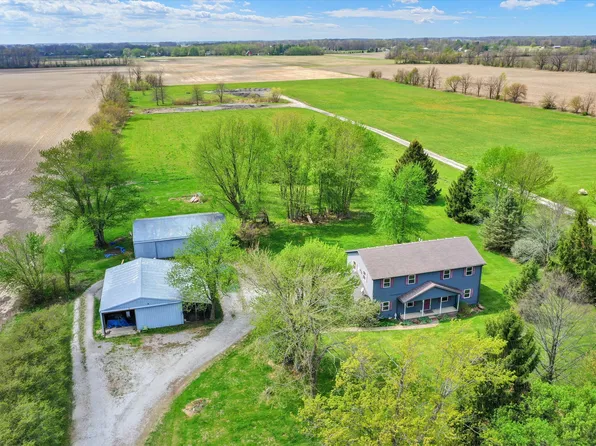 21080 Six Points Rd, Sheridan, IN 46069