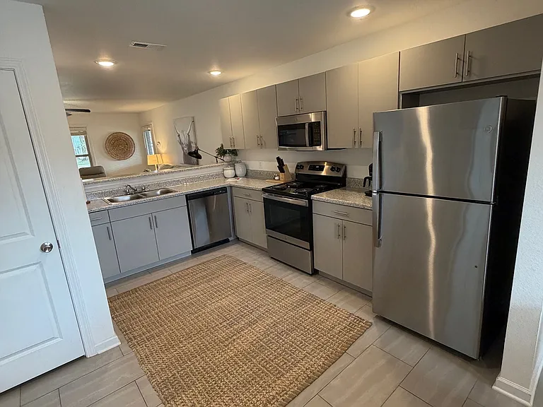 4264 Chisholm Rd — Photo 9