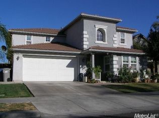 2327 Cool Springs Ct, Los Banos, CA 93635